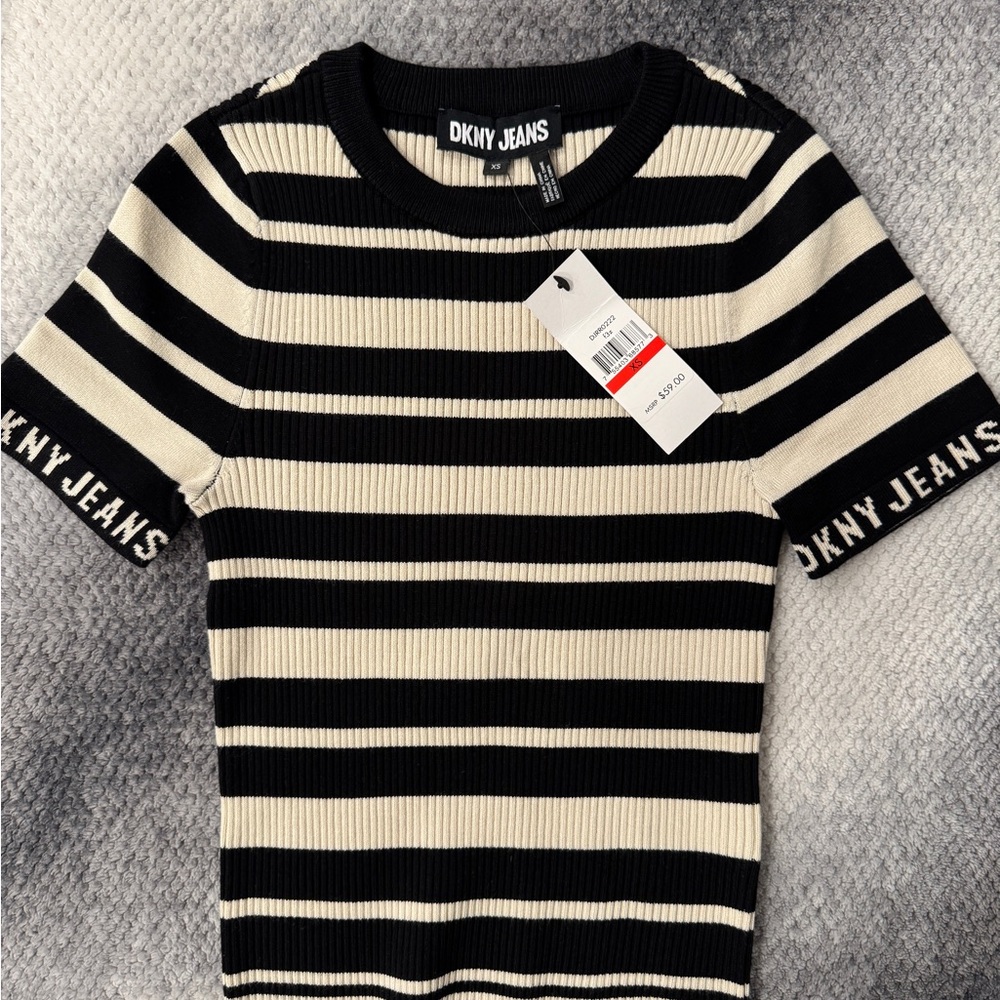 DKNY Women’s Black and Cream Striped Tee